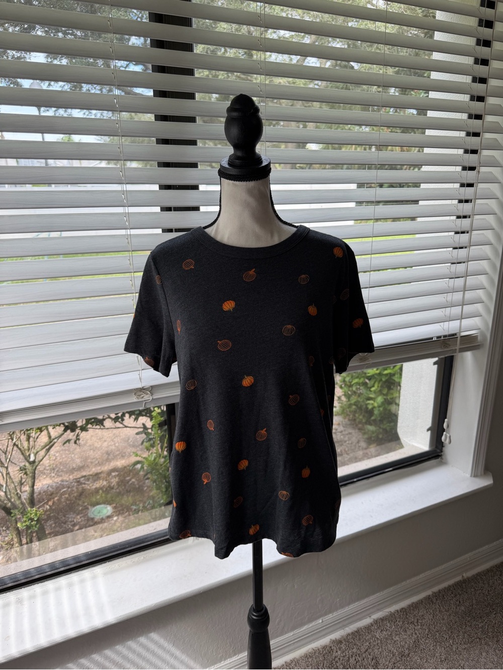 Two Old Navy Halloween Fall Black White Short Sleeve Women’s Tees